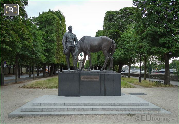 Monument to the Russian Expeditionary Force 1916-1918