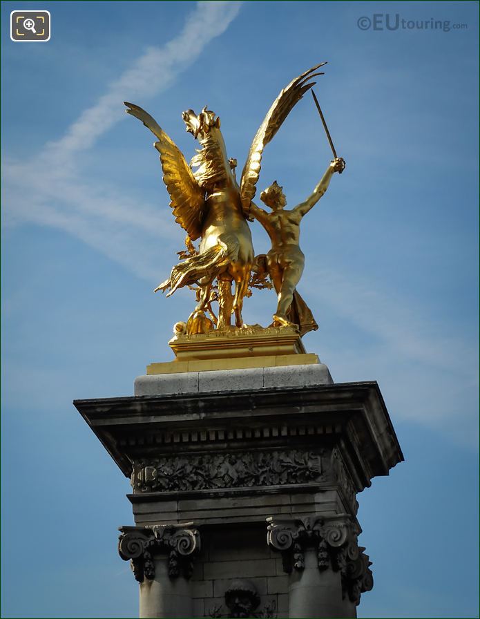 Renommee du Commerce statue by Pierre Granet