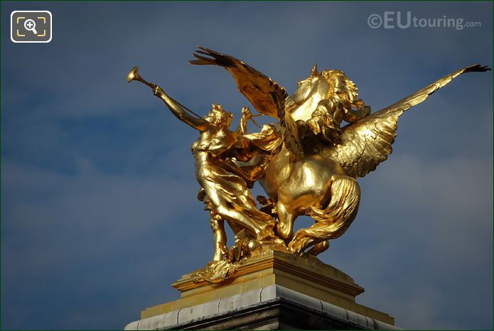 Renommee de l'Industrie statue Pont Alexandre III