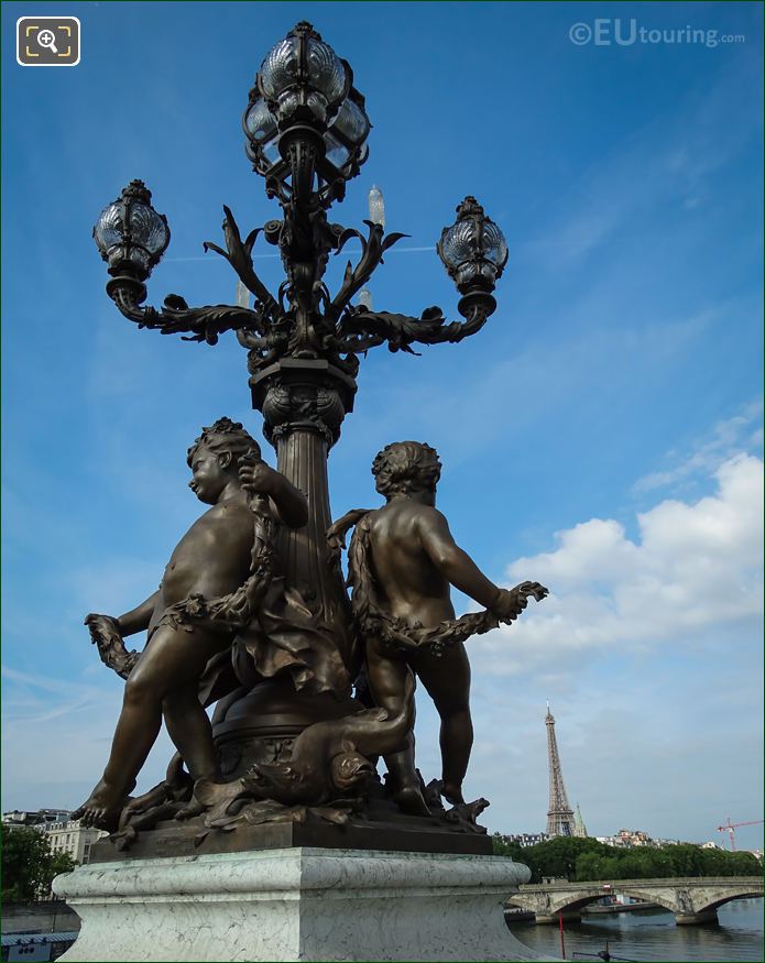 Pont Alexandre III NW corner candelabra