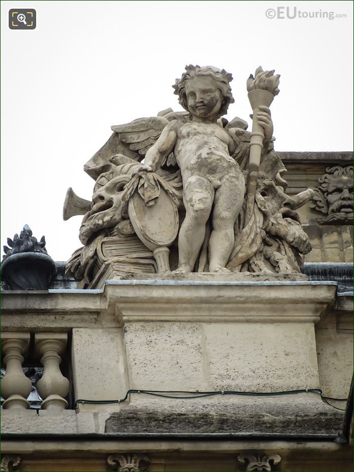 Theatre statue on Aile Henri IV at the Louvre