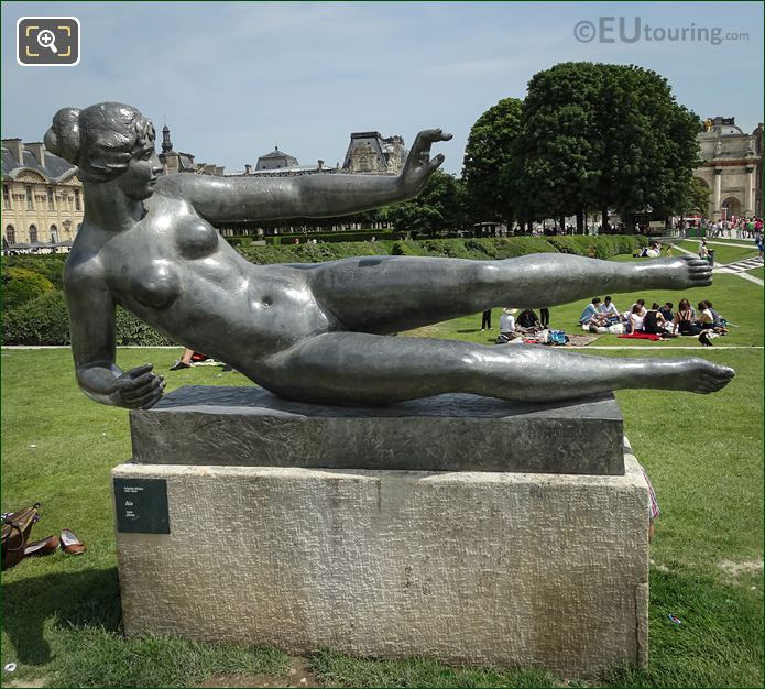 L'Air statue by Aristide Maillol