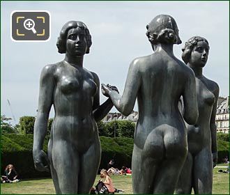 Les Trois Graces statue by artist Artist Maillol