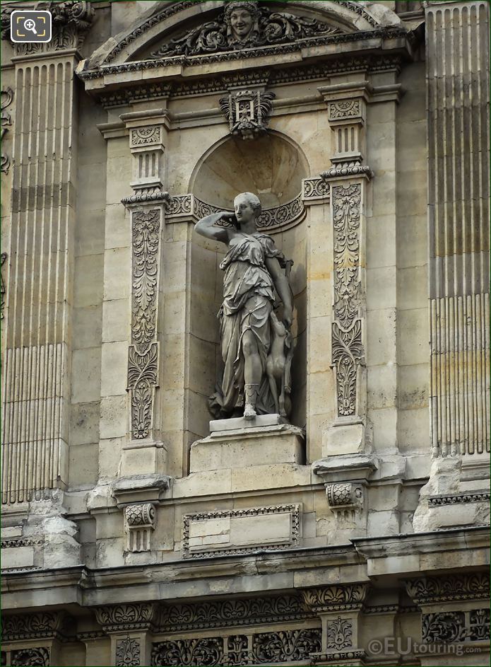 Diana Goddess of the Hunt statue on Grande Galerie