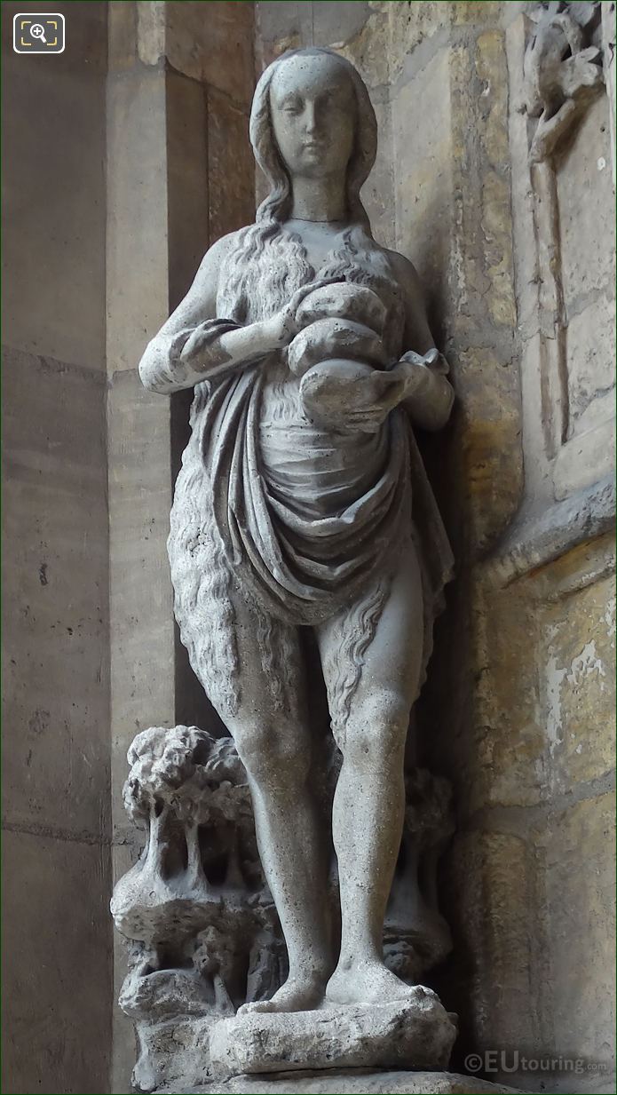 Eglise Saint-Germain l'Auxerrois statue Sainte Marie d'Egypte