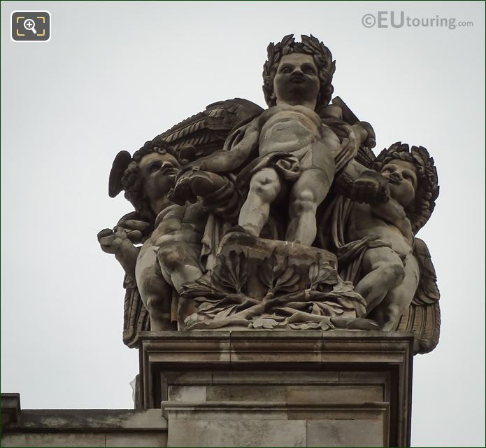 Le Commerce et l'Agriculture statue by Leon Chambard