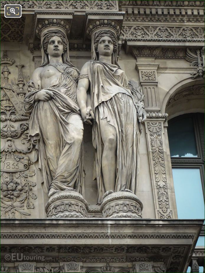 Caryatid sculptures on RHS of Pavillon de la Bibliotheque