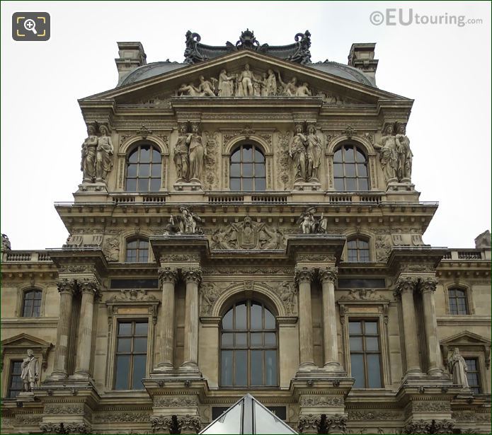 Pavillon Denon facade caryatid sculptures