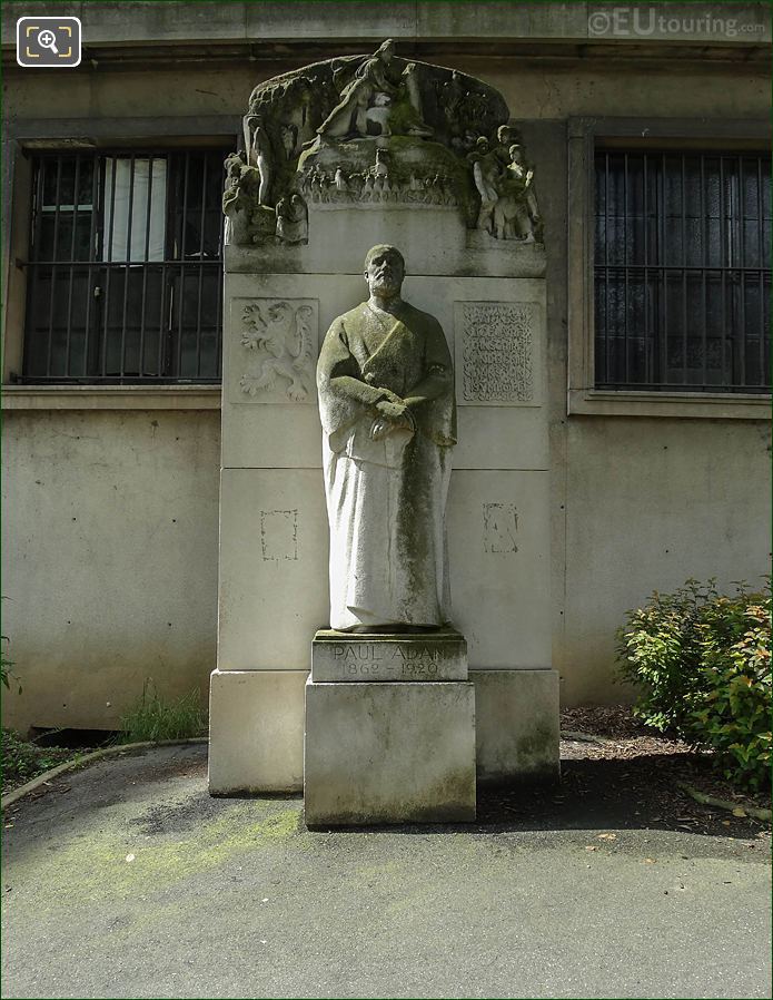 Paul Adam Monument Jardins du Trocadero