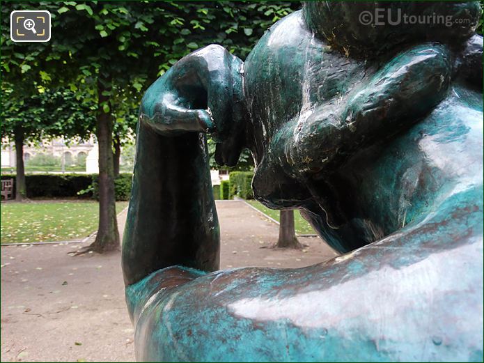 Shoulder and head on La Mediterranee statue