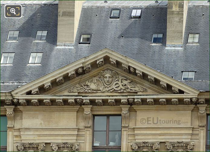 Aile de Rohan Le Commerce sculpture Musee du Louvre