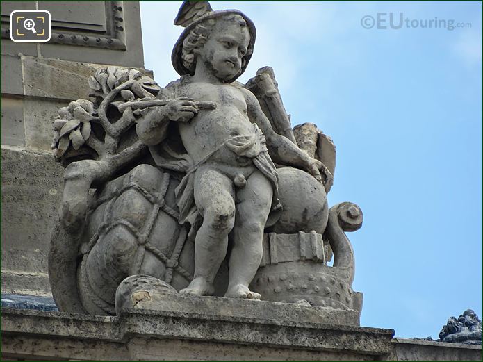 Musee, du Louvre, Pavillon de Rohan, Le Commerce statue