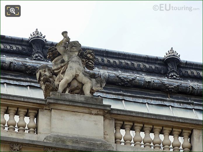 Pavillon de Tremoille N facade and La Chasse statue, The Louvre