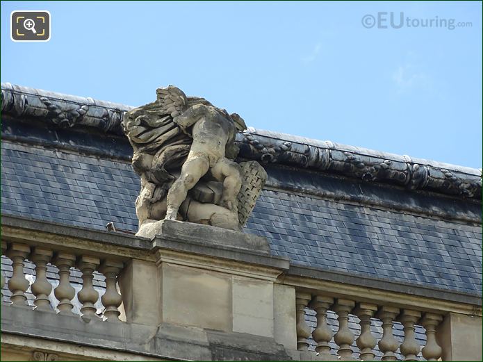 Guerre statue at Pavillon des Etats Musee Louvre