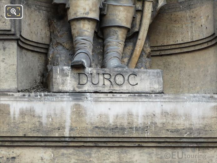 Duroc inscription on statue base