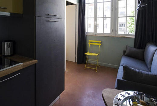 Suites & Hotel Helzear Montparnasse apartment kitchenette