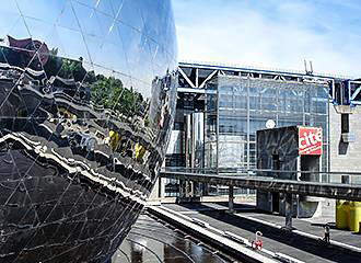 Stainless steel surface of the Geode Cinema