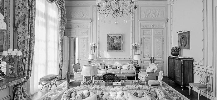 The Ritz Paris Suite Windsor Lounge