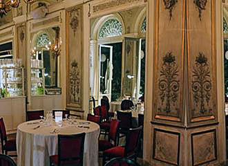 Theatre du Gymnase restaurant