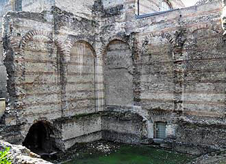 Roman Baths walls at Thermes de Cluny