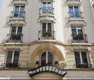 Timhotel Tour Montparnasse facade