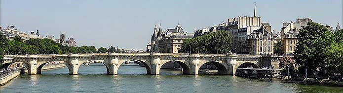 Vedettes Pont-Neuf bridge