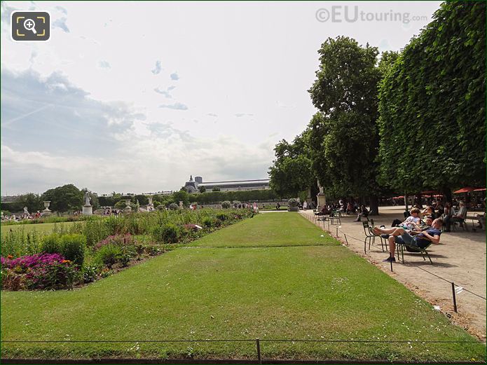 Demi-Lune Carre de Fer Nord orange and purple flowers, Jardin des Tuileries