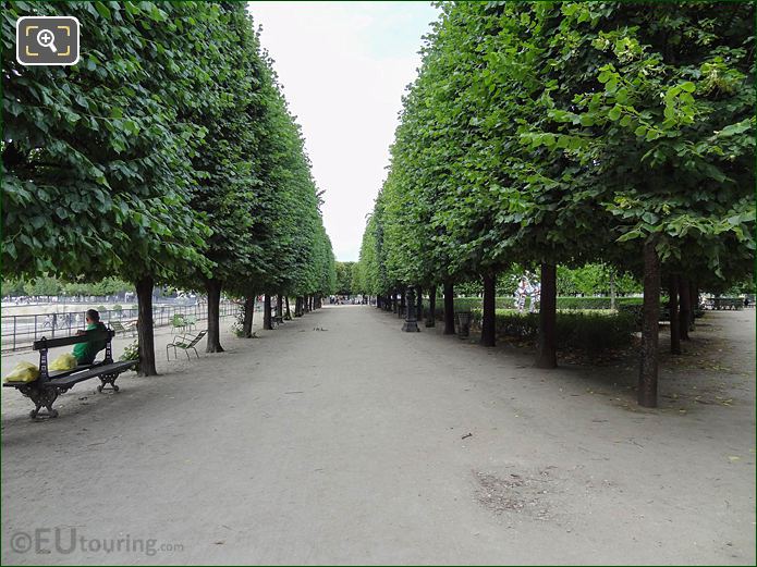 Path at Terrasse du Jeu de Paume, Tuileries Gardens looking West