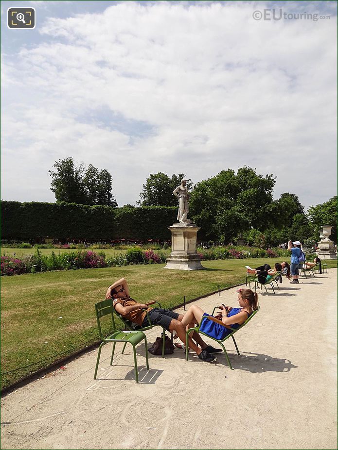 Demi-lune Carre de Fer Sud, Jardin des Tuileries looking NW