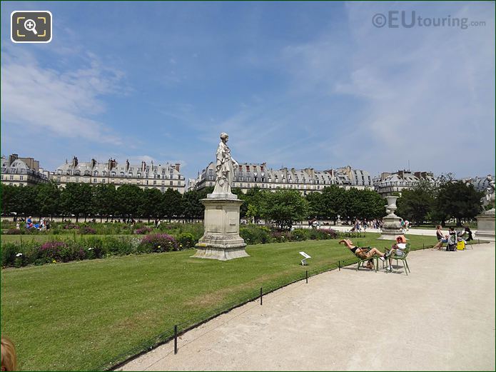 Demi-lune Carre de Fer Nord, Tuileries Gardens looking NE to Rue de Rivoli