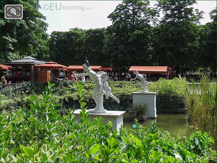 East end Exedre Sud water feature with statues