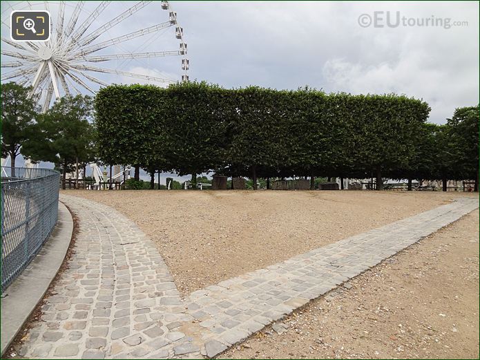 View NW to Terrasse du Jeu de Paume from Rampe Nord, Jardin des Tuileries