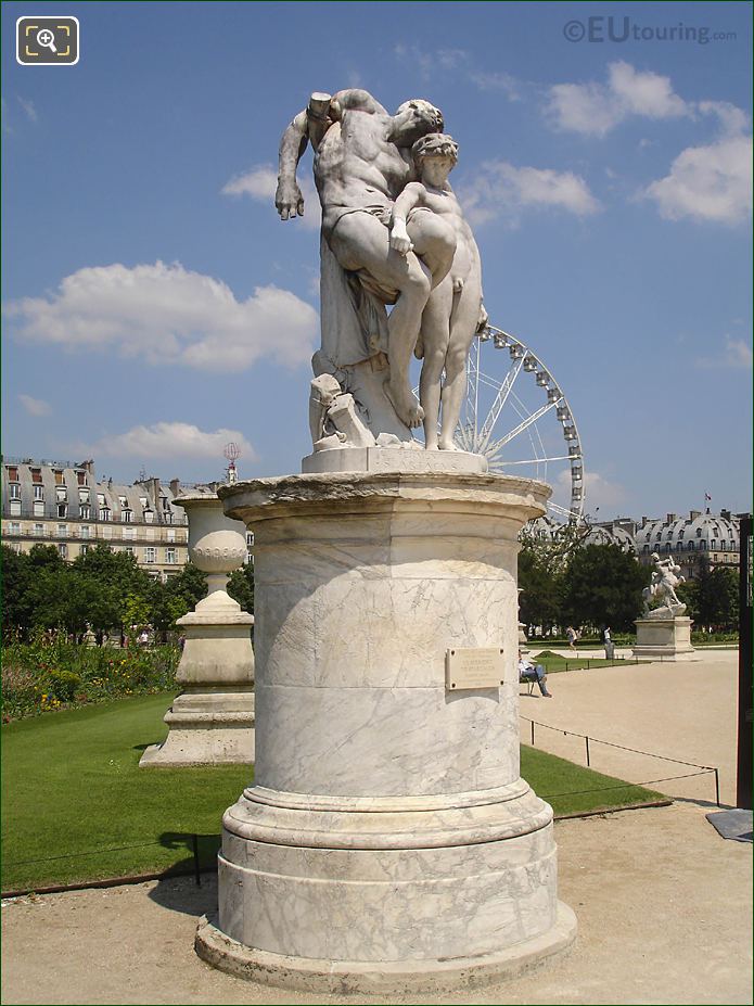 Demi-lune Carre de Fer Nord area Jardin Tuileries looking NE