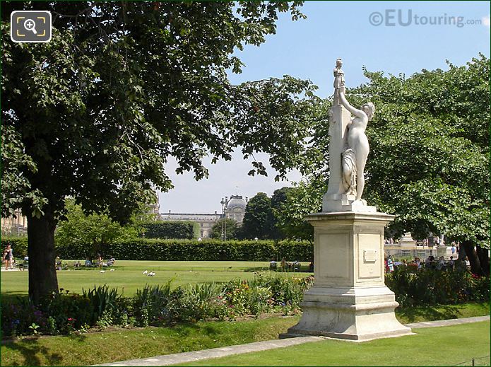 Demi-lune Reserve Nord area Jardin Tuileries looking SE