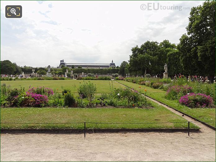 Demi-lune Carre de Fer Nord, Grand Carre, Tuileries Garden looking SSW