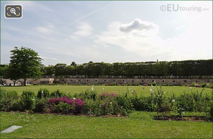 Looking S over Carre de Fer Sud garden flowers, Jardin des Tuileries