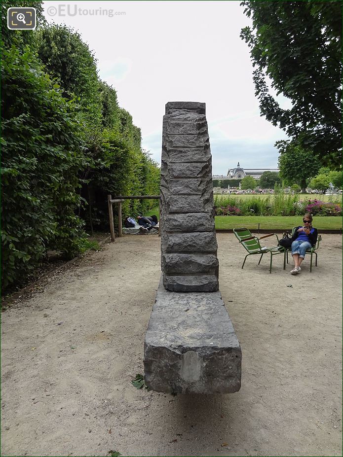 Allee des Feuillants sculpture looking SW inside Jardin des Tuileries