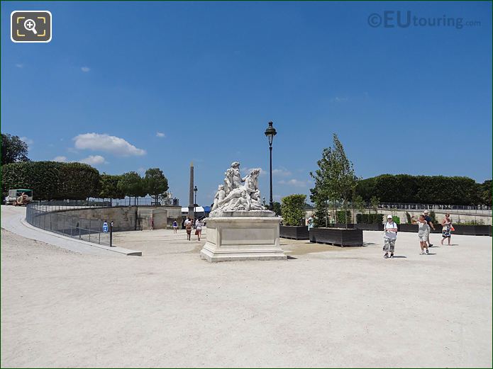 Rampe Sud and Fer a Cheval Jardin Tuileries looking NW