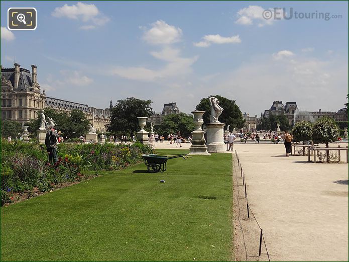 Demi-lune Carre De Fer Nord Jardin Tuileries Looking South East