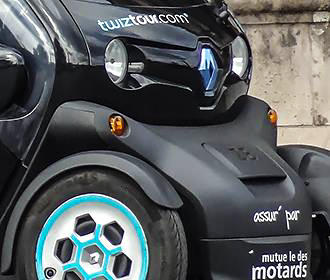 Tours in Paris electric cars