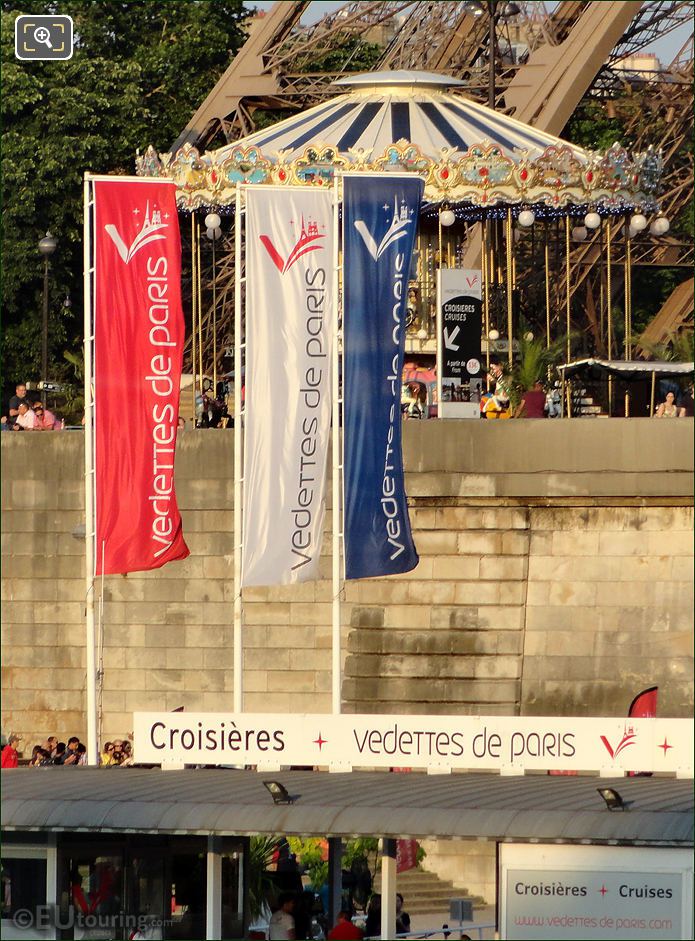 Vedettes De Paris Flags Flying