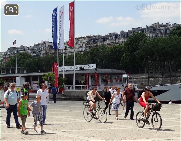 Vedettes de Paris River Seine cruises