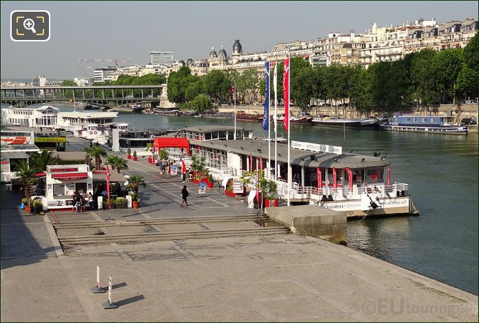 Vedettes de Paris along quay in Paris