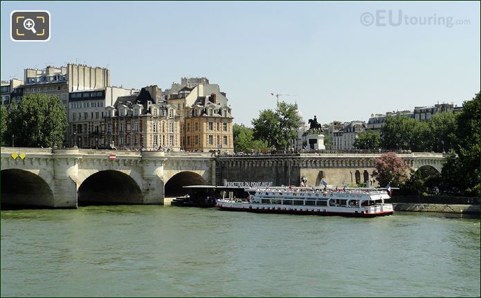Vedettes du Pont Neuf, Ile de la Cite, Paris