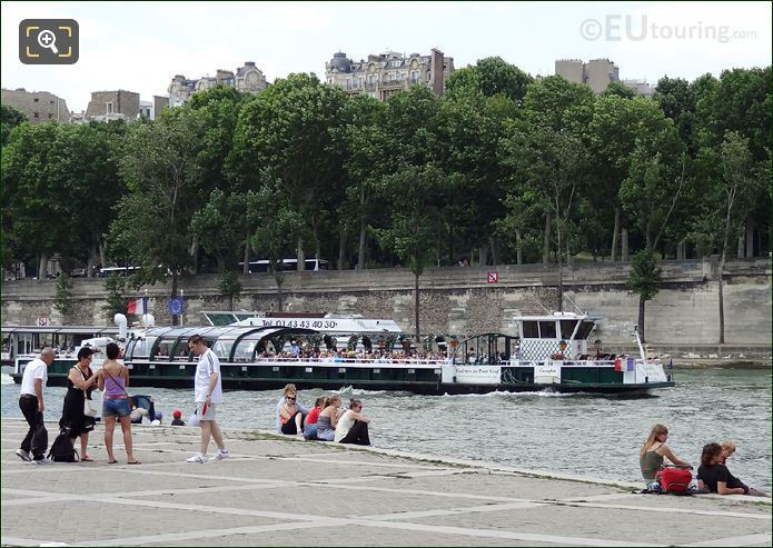 Vedettes du Pont Neuf cruise boat Europa