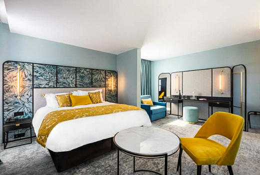 voco Paris Montparnasse premium bedroom