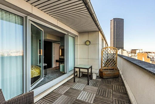 voco Paris Montparnasse premium room balcony