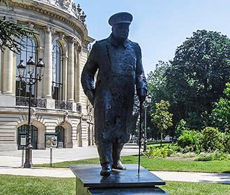 Sir Winston Churchill statue