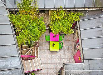 Woodstock Hostel Courtyard