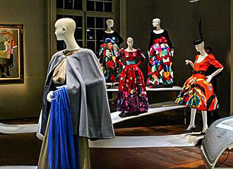 Fashion dresses Fondation Pierre Berge
